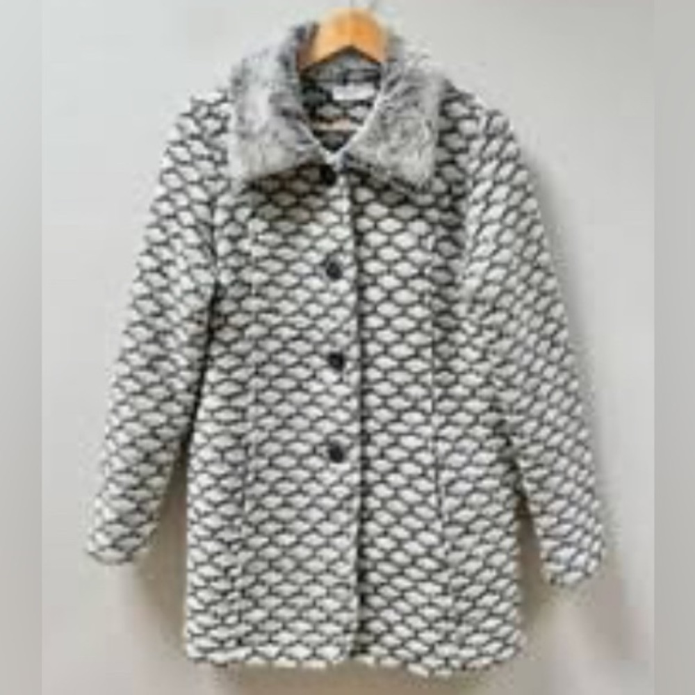 MARIA SOLE Women coat.
